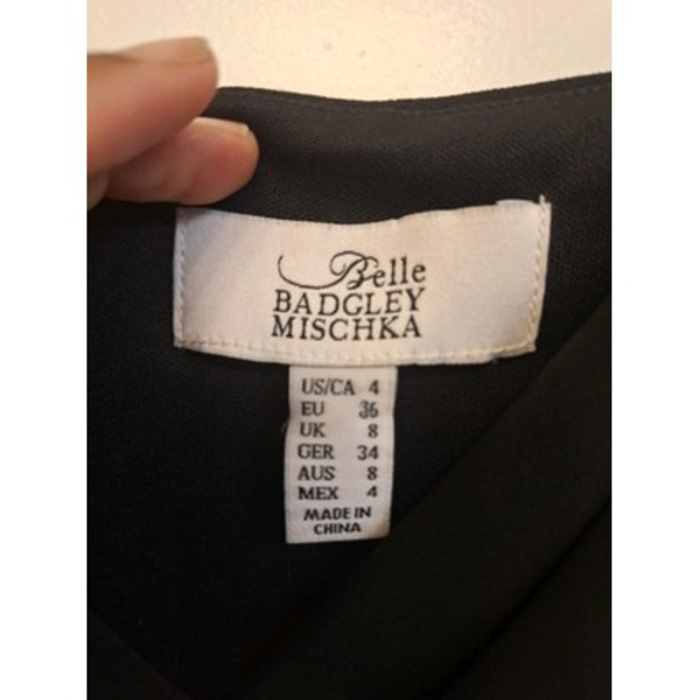 Belle Badgley Mischka Black Twist Front Chiffon Sleeve Mini Dress Size 4 LBD - Picture 6 of 6